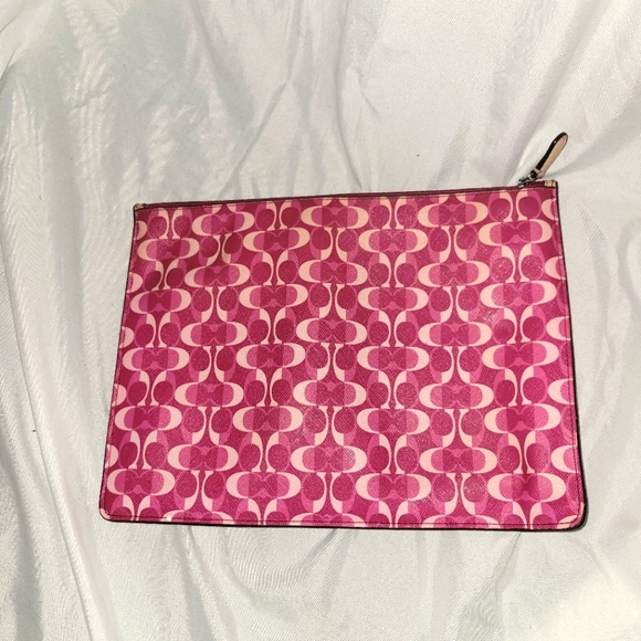 Coach pouch - Picture 2 of 2